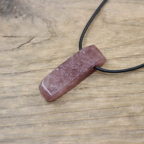 Strawberry Quartz pendant